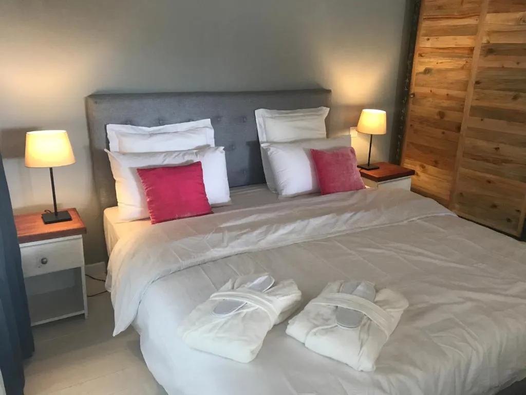 Standard Studio boutique accommodation Kigali - Pili Pili Hotel